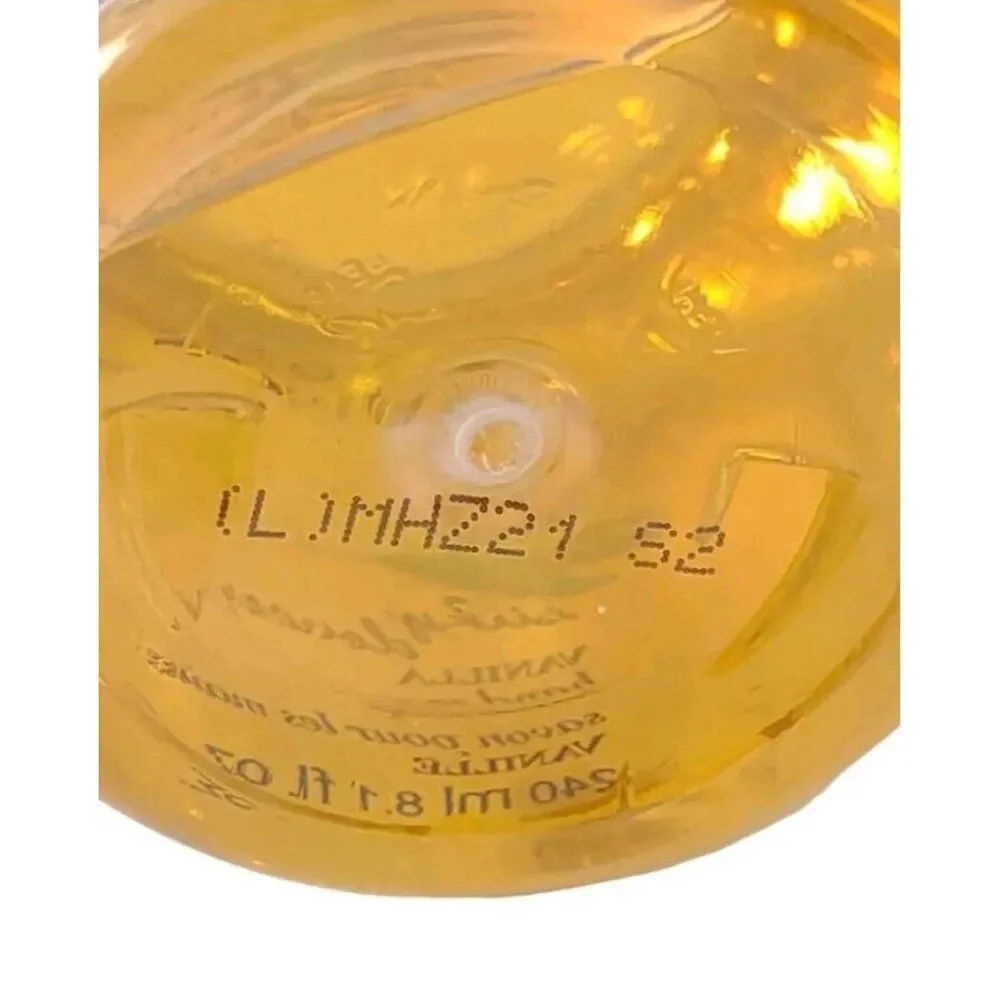 Avon Silky Vanilla Hand Soap 8.1 Fl.oz